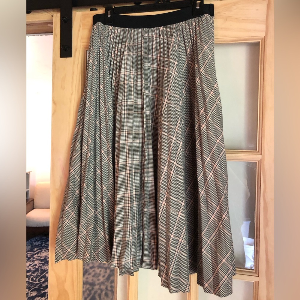 A New Day pleated plaid skirt